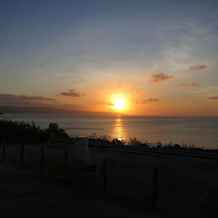 The Sunset Hotel Flying Fish Cove Buitenkant foto