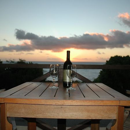 The Sunset Hotel Flying Fish Cove Buitenkant foto